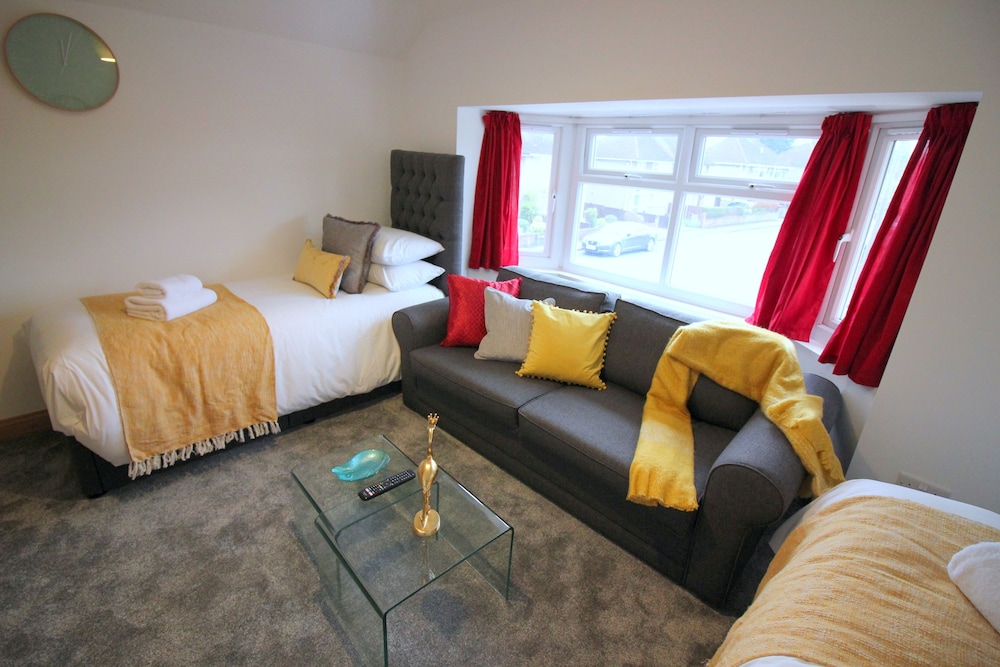 Saint Luke's Apartments Peymans — 5-Star Luxury Hotel in Oxford, United Kingdom