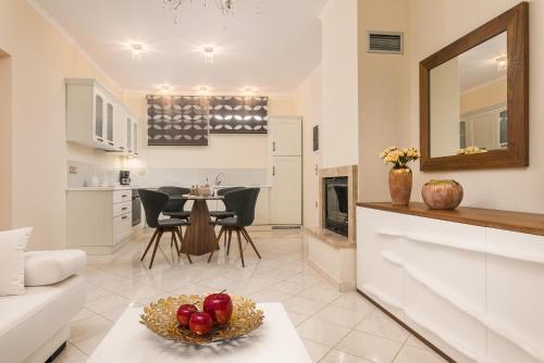 Danae Luxury Apartment — Samos — photo 5