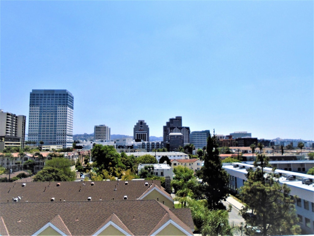 Glendale Express Hotel Los Angeles - photo 34