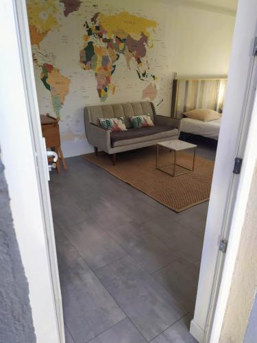 Studio 26 - carbon neutral hotel in Vic-Le-Comte