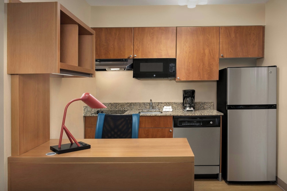 TownePlace Suites by Marriott Portland Hillsboro - photo 10