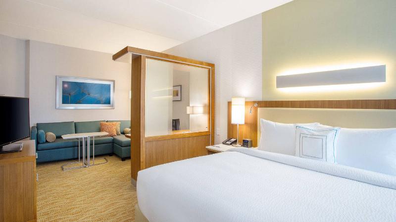 Springhill Suites Mount Laurel - photo 23