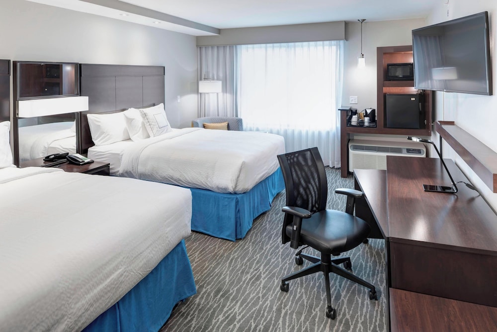 Courtyard by Marriott Dallas Plano Richardson - photo 12