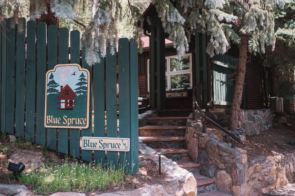 Highland Haven Creekside Inn - photo 207