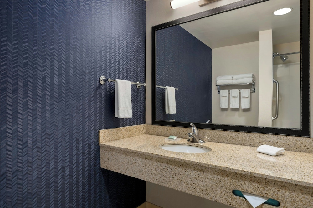 Fairfield Inn & Suites by Marriott Springdale - photo 23
