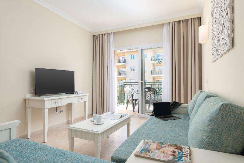 Can Picafort Palace — 4-Star Luxury Hotel in Can Picafort, Spain