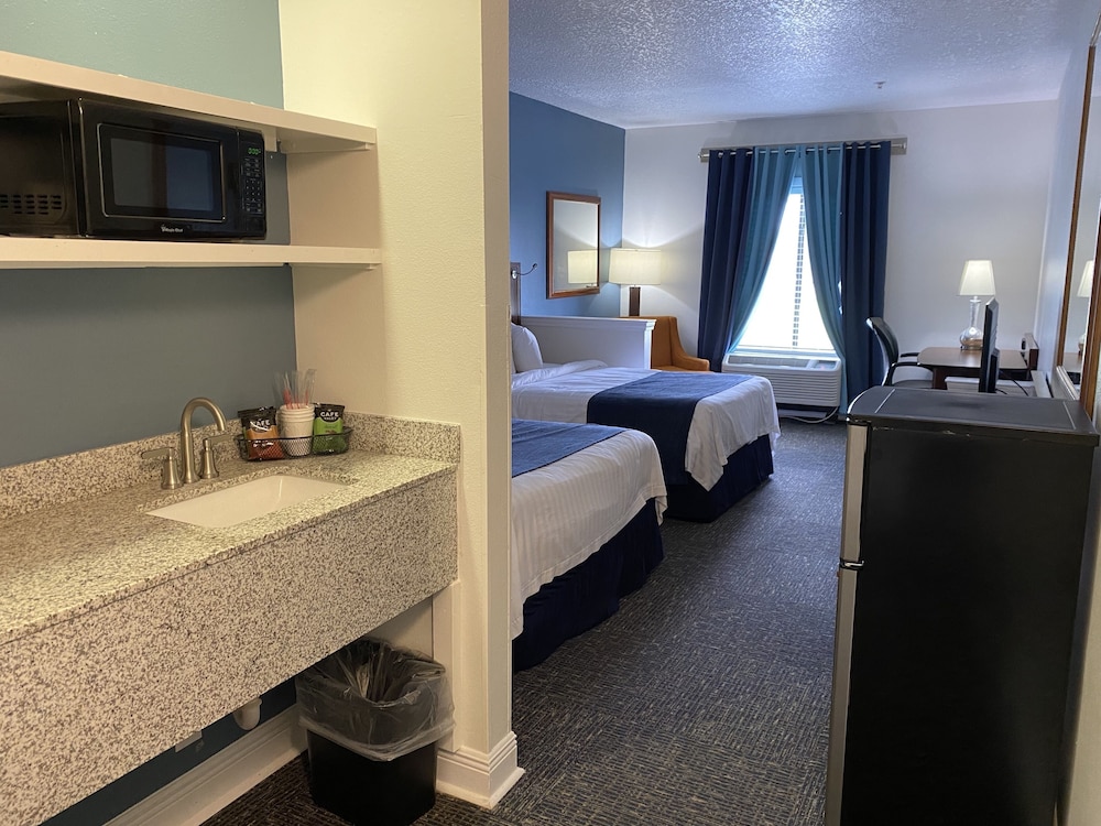 Hotel Pensacola - photo 38
