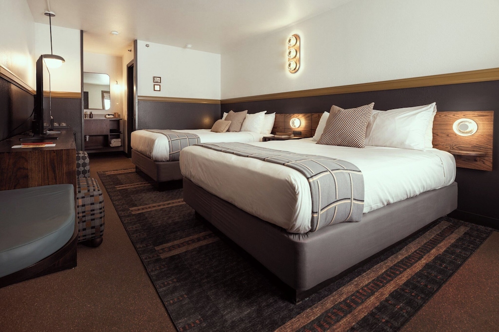The Ozarker Lodge - photo 46