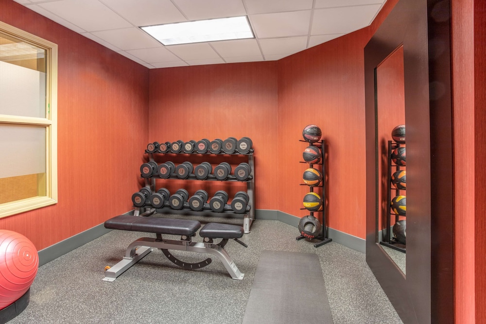Hampton Inn Rock Springs - photo 54