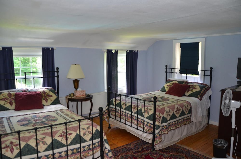 Cornwall Inn and Lodge - photo 35
