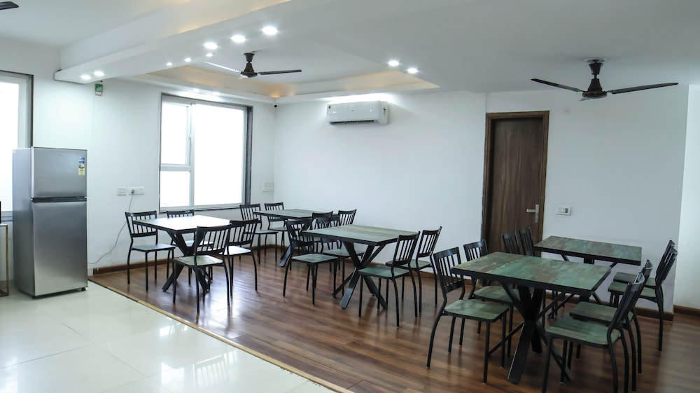 Housr Sector 54 Suncity Gurgaon