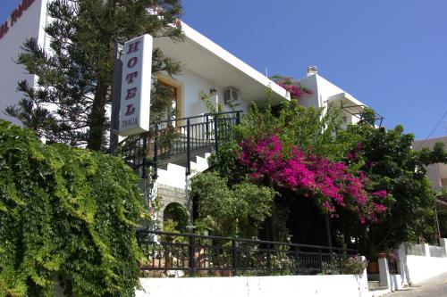 Thalia Hotel - carbon neutral hotel in Palekastro