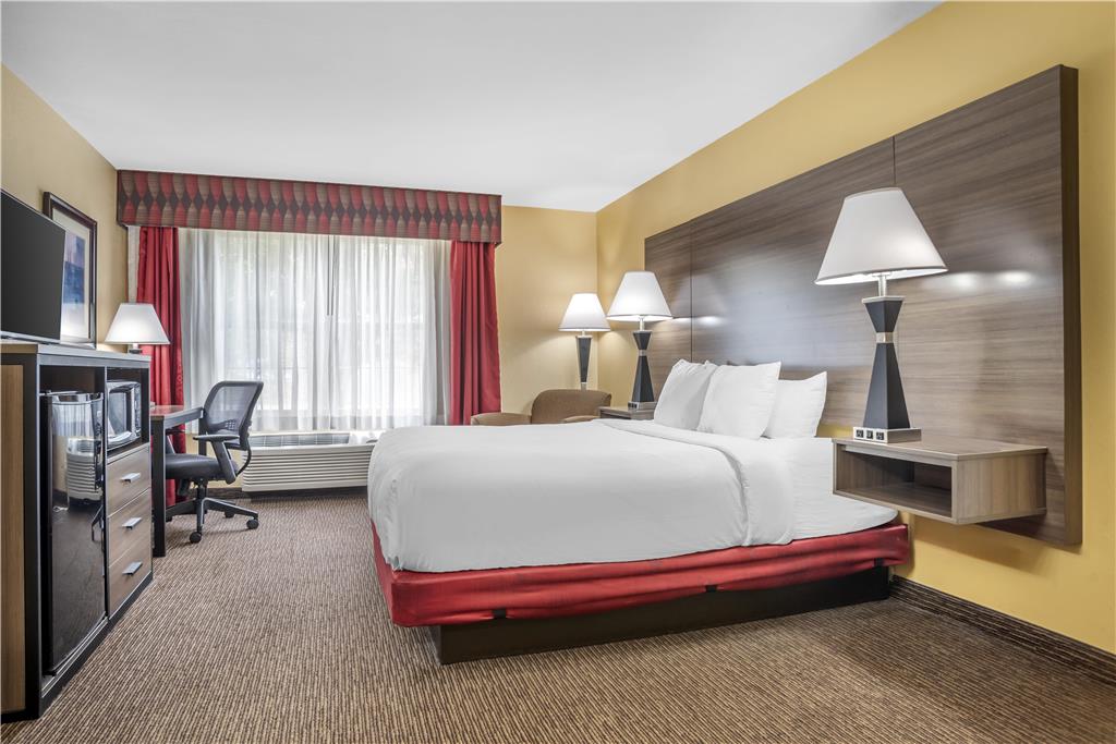 Best Western Plus Bessemer Hotel & Suites - photo 35