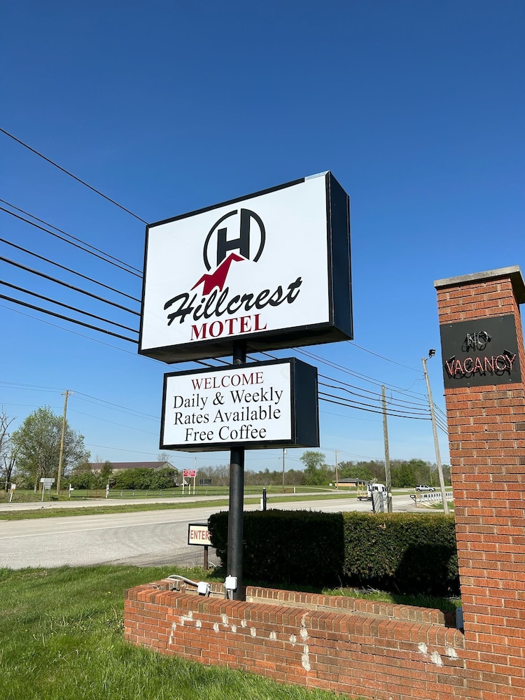 Hillcrest Motel By OYO Aurora IN Near Lawrenceburg - photo 47