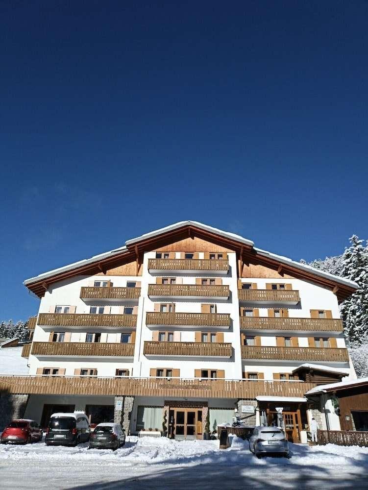 PLOSE Parkhotel & Residence — 4-Star Luxury Hotel in Bressanone, Italy