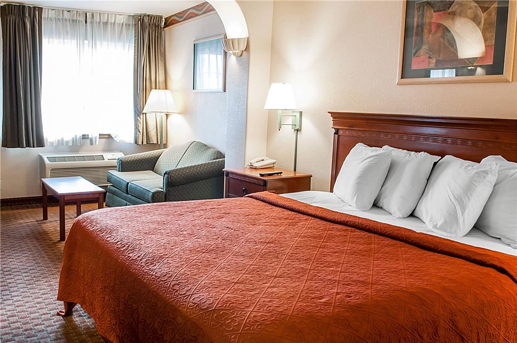 Quality Inn & Suites Las Cruces University Area - photo 15