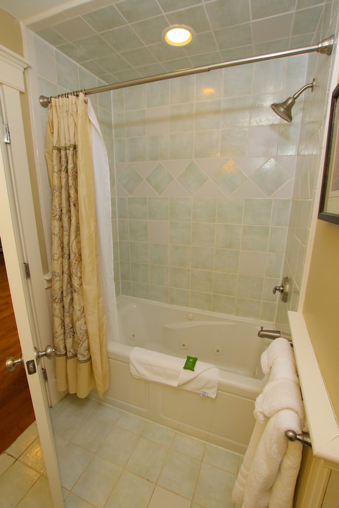 Sheepscot Harbour Village Resort - photo 312