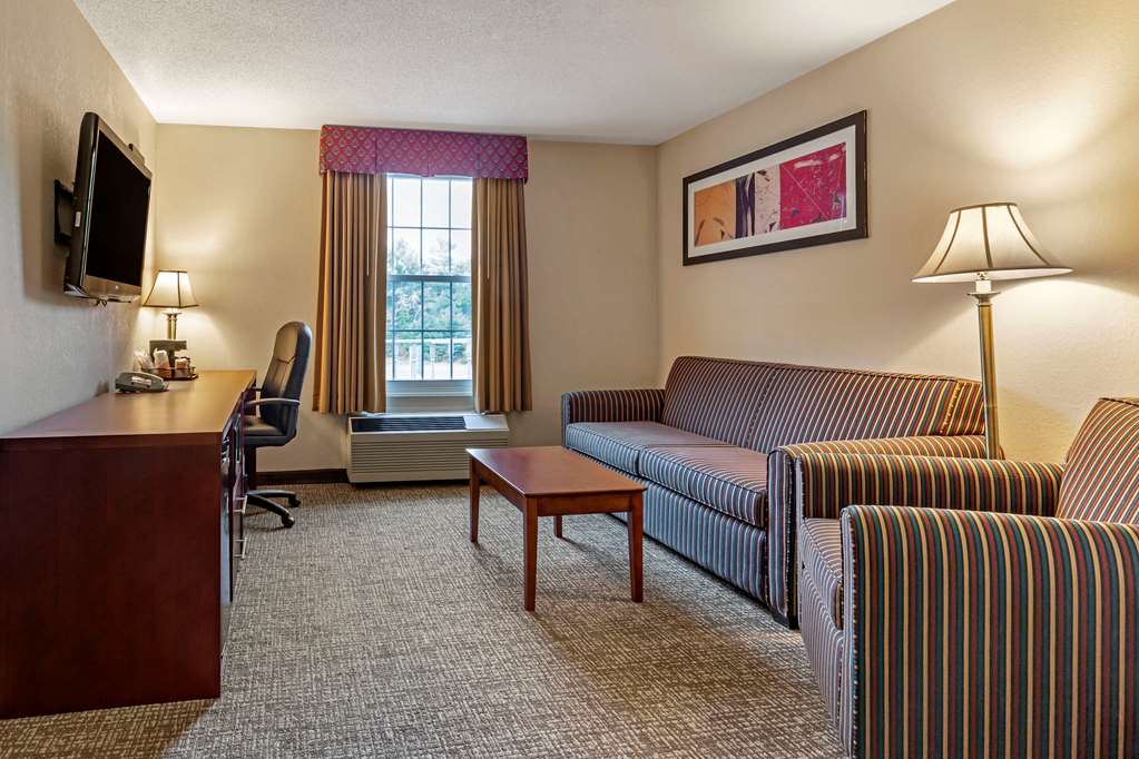 Comfort Inn Foxboro Mansfield - photo 26