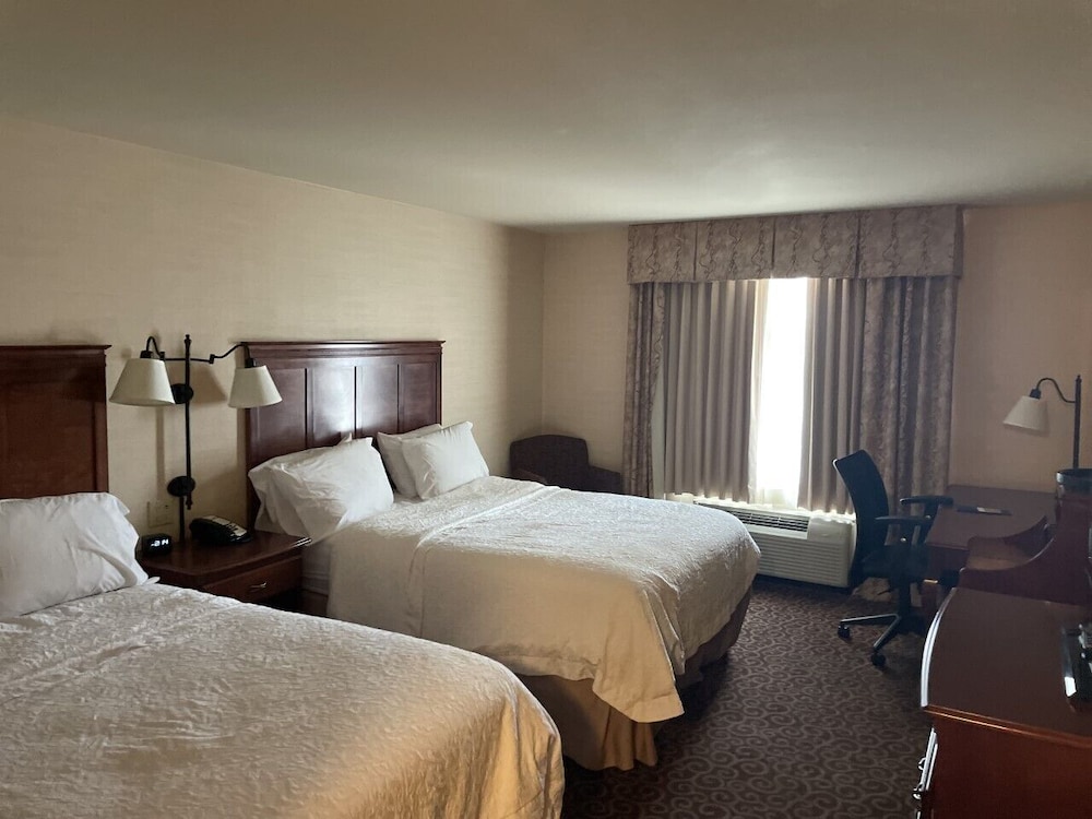 Hampton Inn Rawlins - photo 22