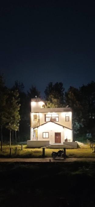 Individual Villa Stay — 4-Star Luxury Hotel in Salem, India