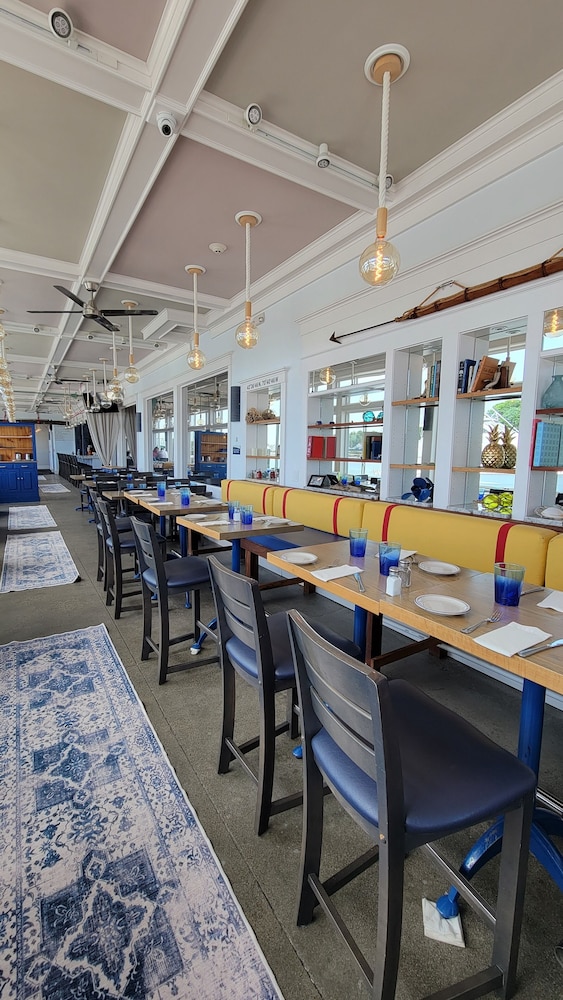 The Hotel at Cape Ann Marina - photo 77