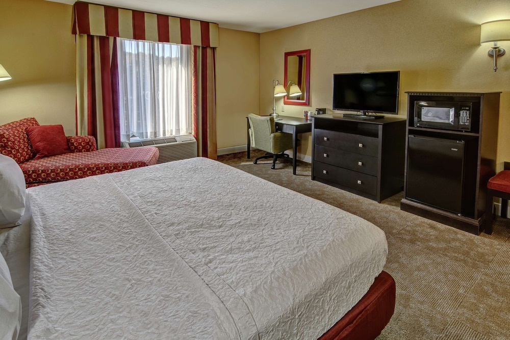 Hampton Inn Jacksonville Anniston Area - photo 9