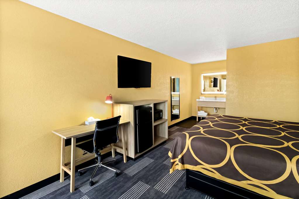 Super 8 by Wyndham Vandalia Dayton International Airport - photo 25