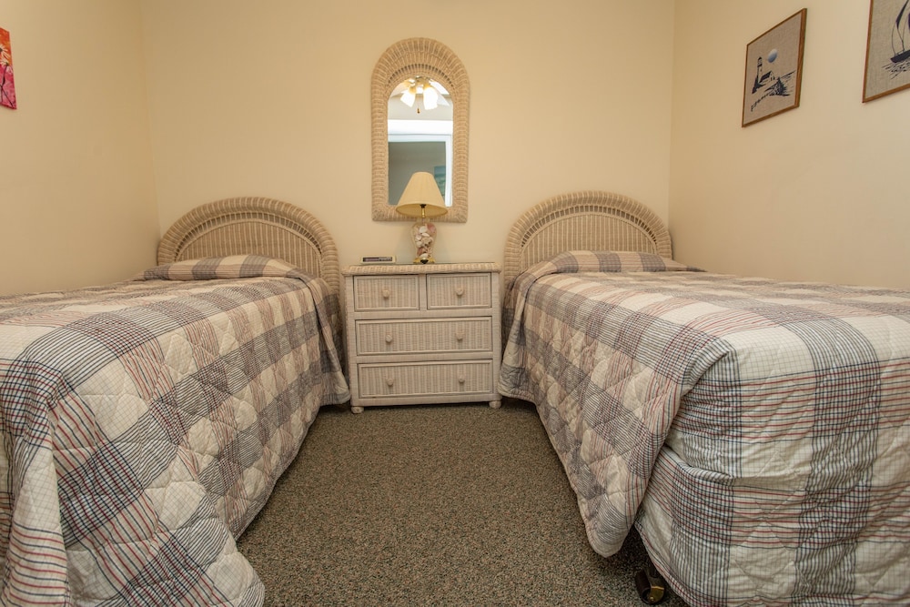 Royal Garden Resort 510 2 Bedroom Condo by RedAwning - photo 7