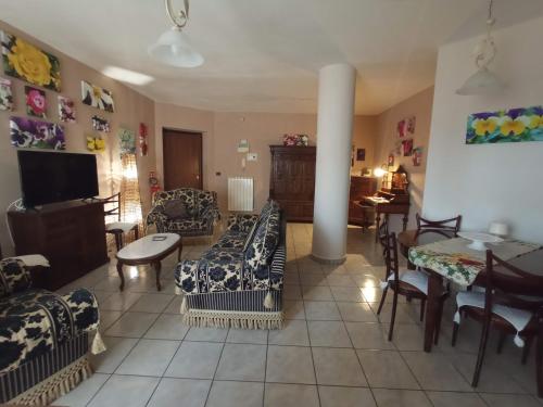 I Fiori di AminA Le Rose — hotel in Pietramelara