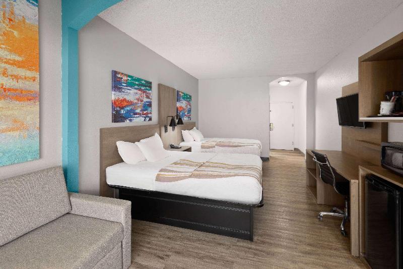 MainStay Suites Decatur River City - photo 39