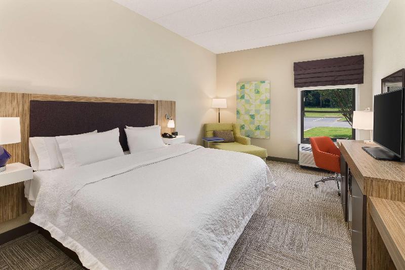 Hampton Inn Lagrange near Callaway Gardens - photo 103