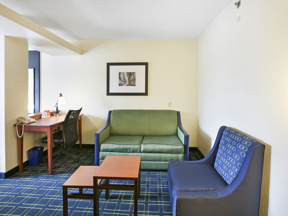 Quality Inn & Suites Jackson - photo 18