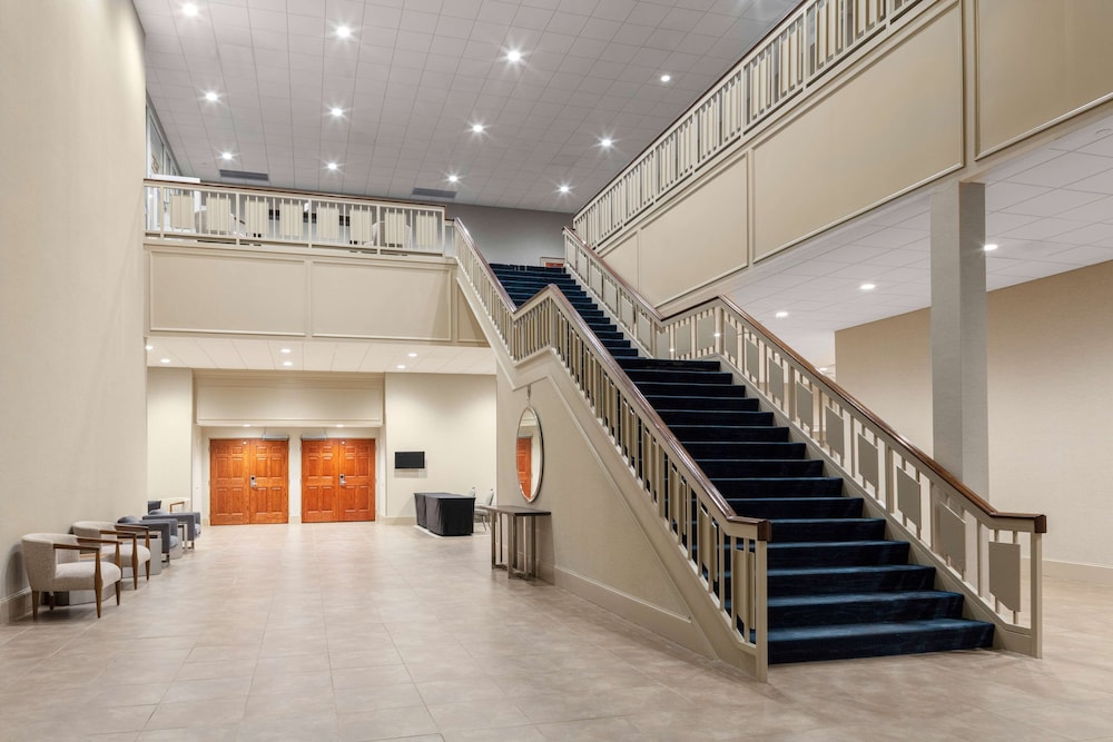 DoubleTree by Hilton Burlington Vermont - photo 49