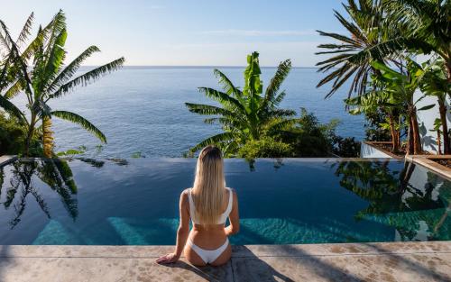 Pirate House Sea front Private Pool Garden Funchal — 4-Star Luxury Hotel in Funchal, Portugal