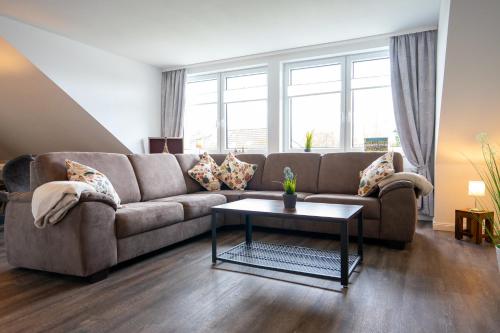 Haus Thomare Wohnung Mistral — 4-Star Luxury Hotel in Busum, Germany