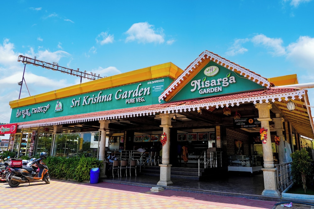 Sri Krishna Inn in Devanhalli, India