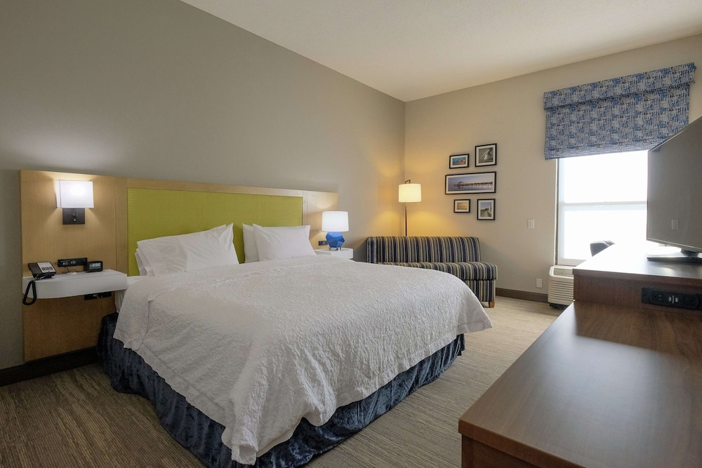 Hampton Inn Edenton - photo 35