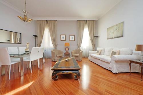 Capocci by Halldis — 4-Star Luxury Hotel in Rome, Italy