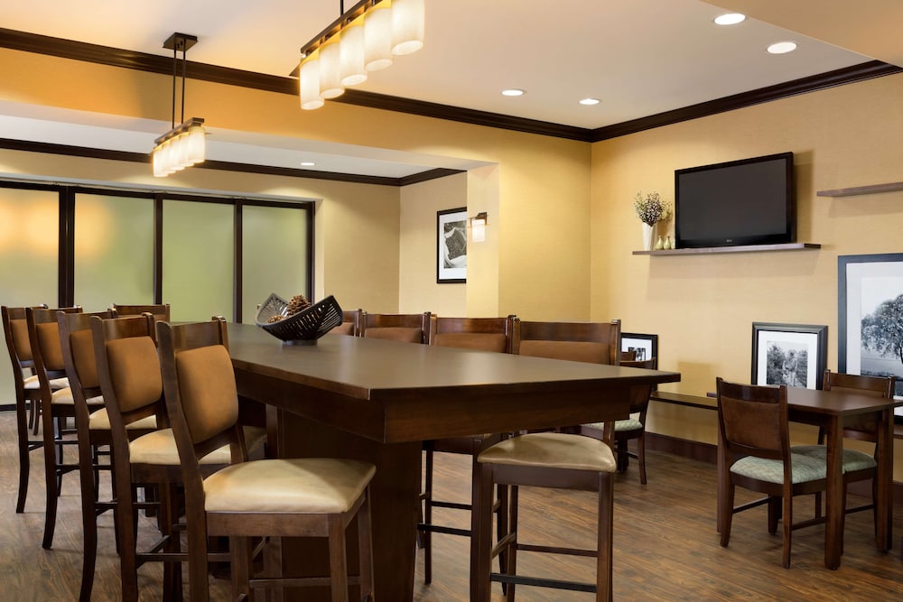 Hampton Inn Stow - photo 8