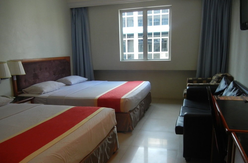 Borneo Hotel - carbon neutral hotel in Limbang