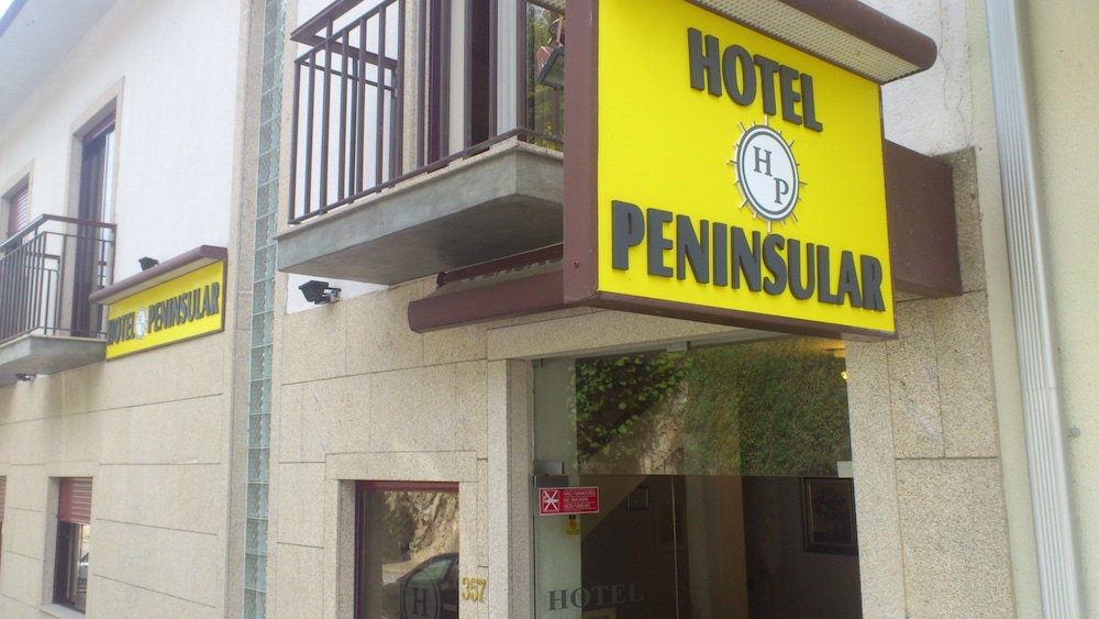 Hotel Peninsular — hotel in Amares