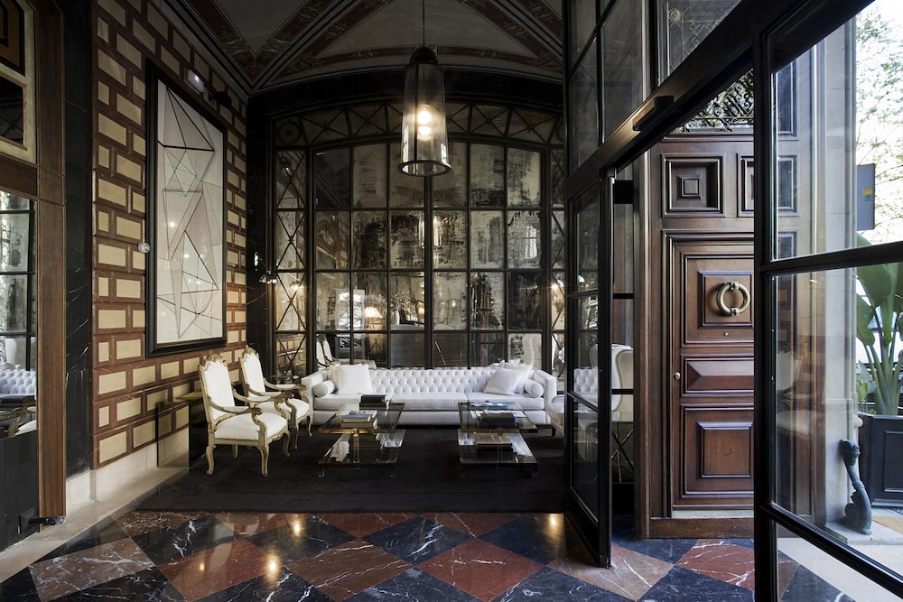 Cotton House Hotel Autograph Collection — 5-Star Luxury Hotel in Barcelona, Spain