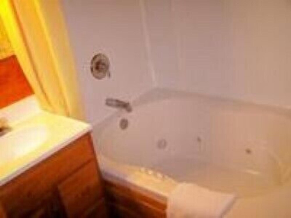 Golden Bear Cottages - photo 81