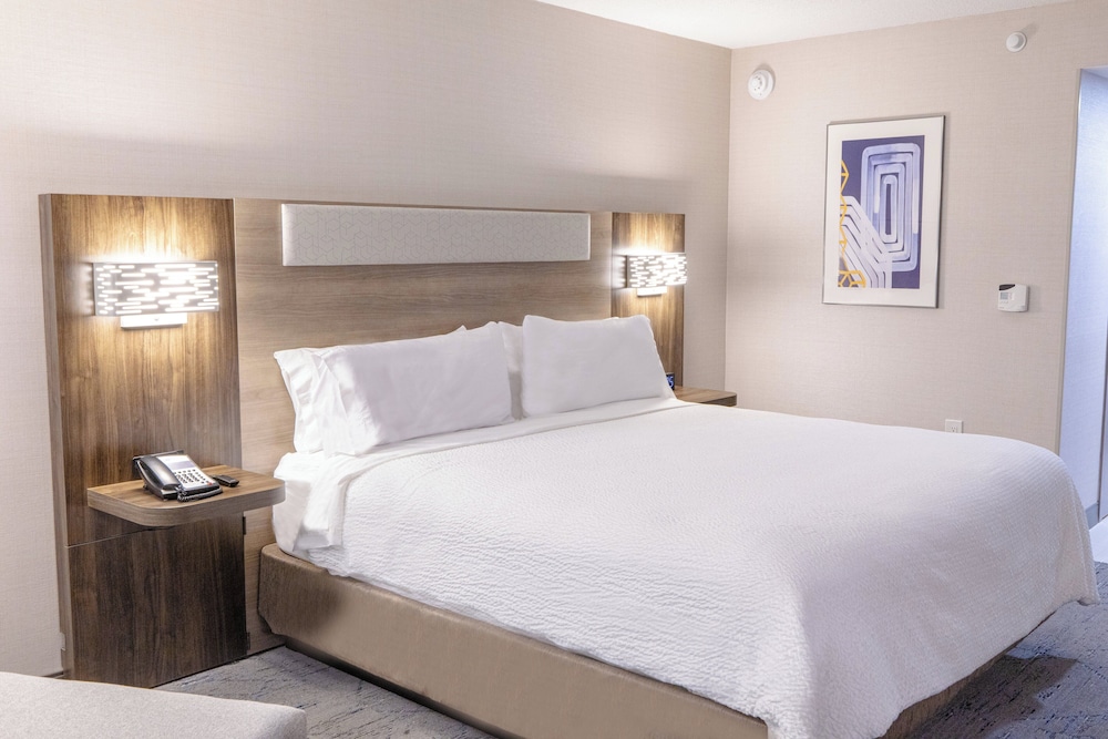 Holiday Inn Express Hotel of Neptune by IHG - photo 58