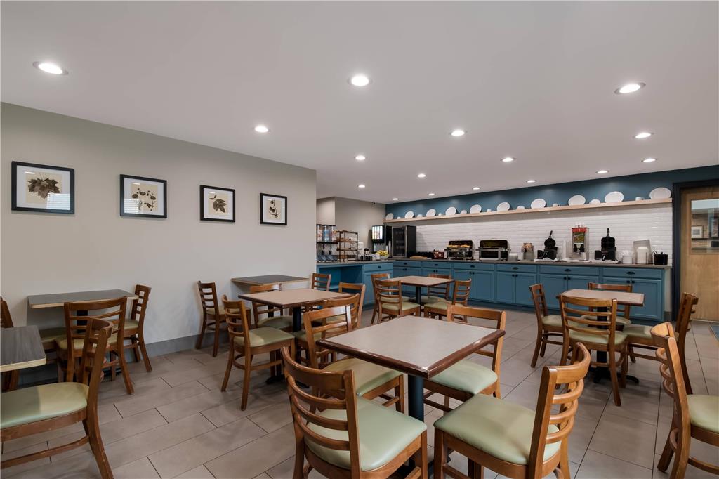Country Inn & Suites by Radisson Harrisburg Northeast Hershey - photo 39
