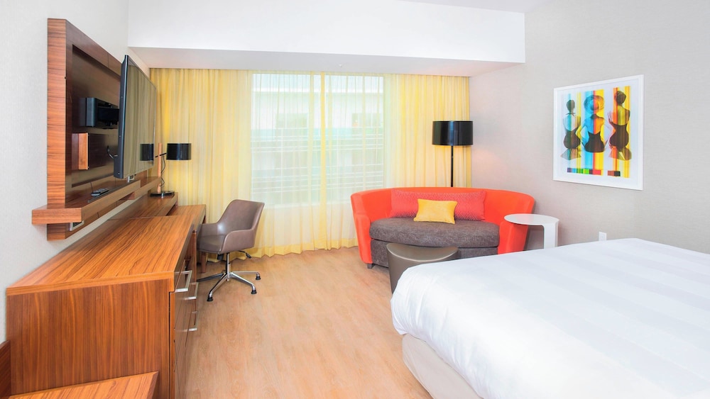 Courtyard by Marriott Santa Monica - photo 8
