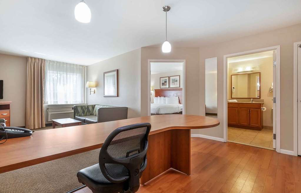 Extended Stay America Suites Bartlesville Hwy 75 - photo 60