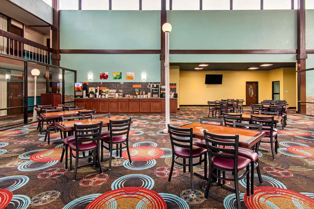 Quality Inn Arkansas City North - photo 27