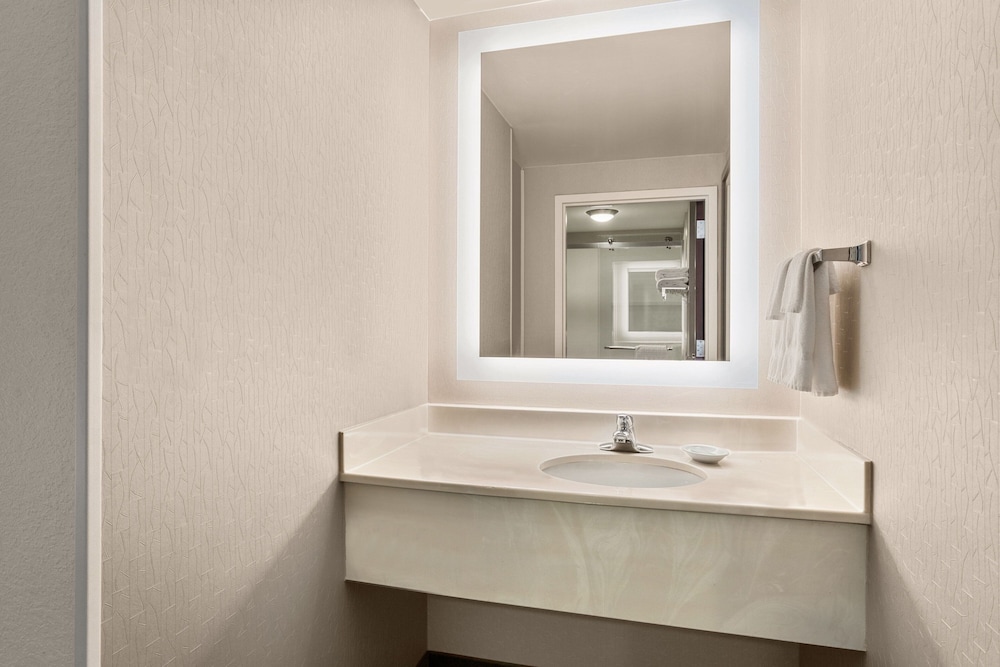 SpringHill Suites by Marriott Boston Andover - photo 10