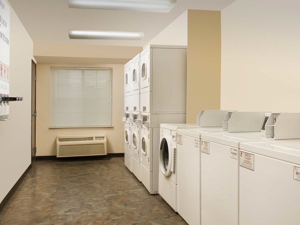 WoodSpring Suites El Paso I 10 Southeast - photo 20